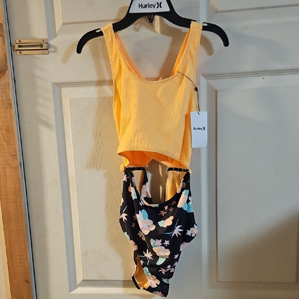 HURLEY GIRLS MONOKINI ONE PIECE: ORANGE/BLACK: NEW WITH TAGS: SIZE 16